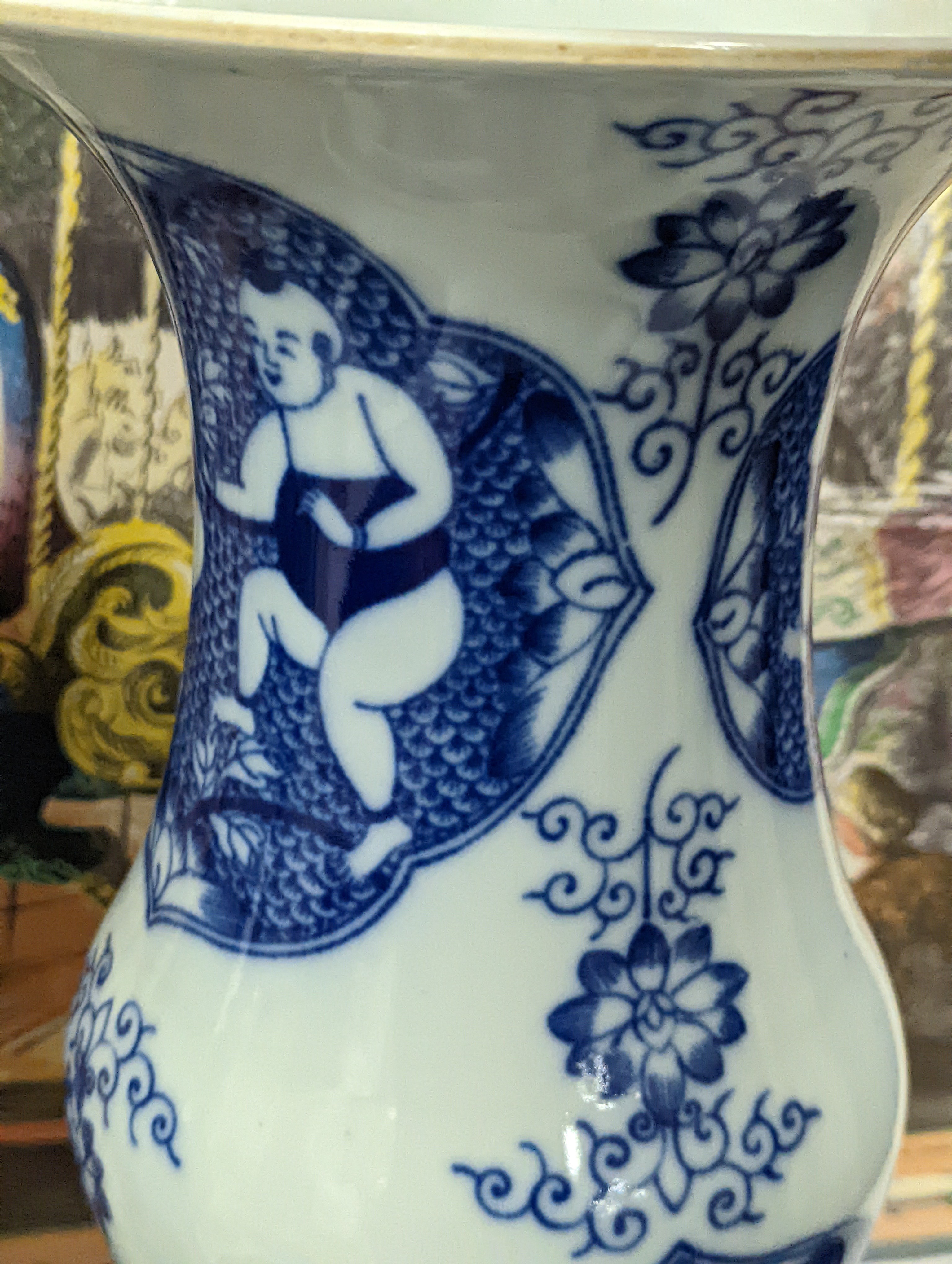 A pair of Chinese blue and white vases on stands and 4 further wood stands. Vases 35cm